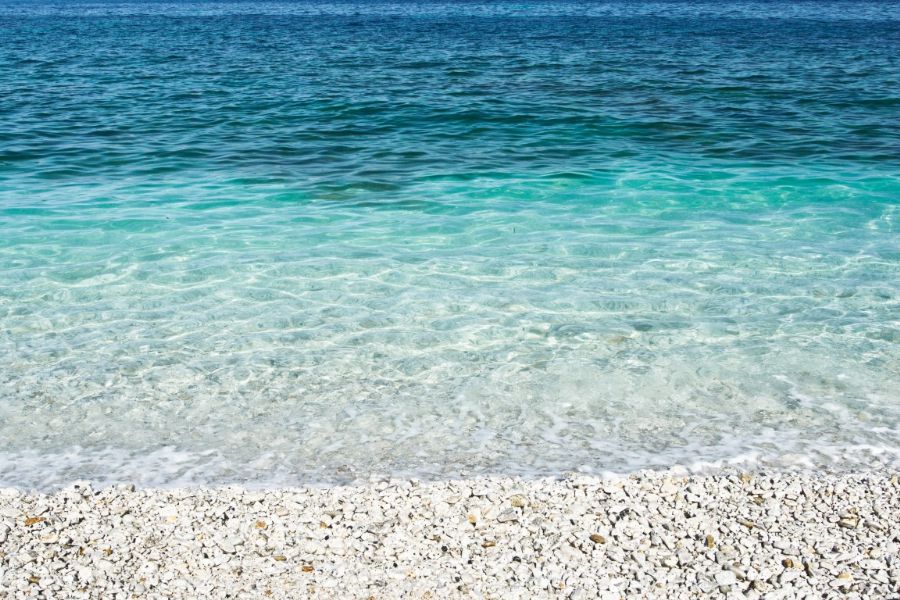 Le Ghiaie beach