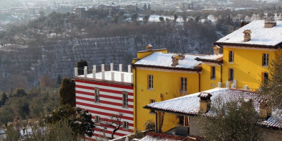 <p>Bissiniga sotto la neve primaverile.</p>
