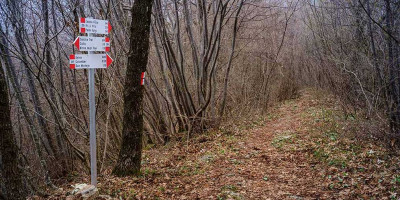 <p>L’incrocio alla sella di Selva Alta. © CAI Salò – Foto di Corrado Corradini.</p>

