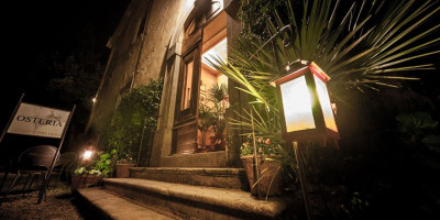 <p>osteria-allussero</p>

