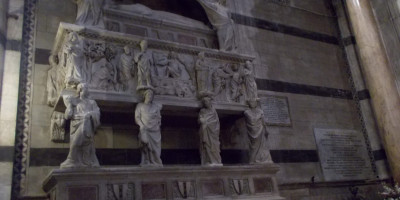 <p>Duomo Siena- pulpito dettaglio</p>
